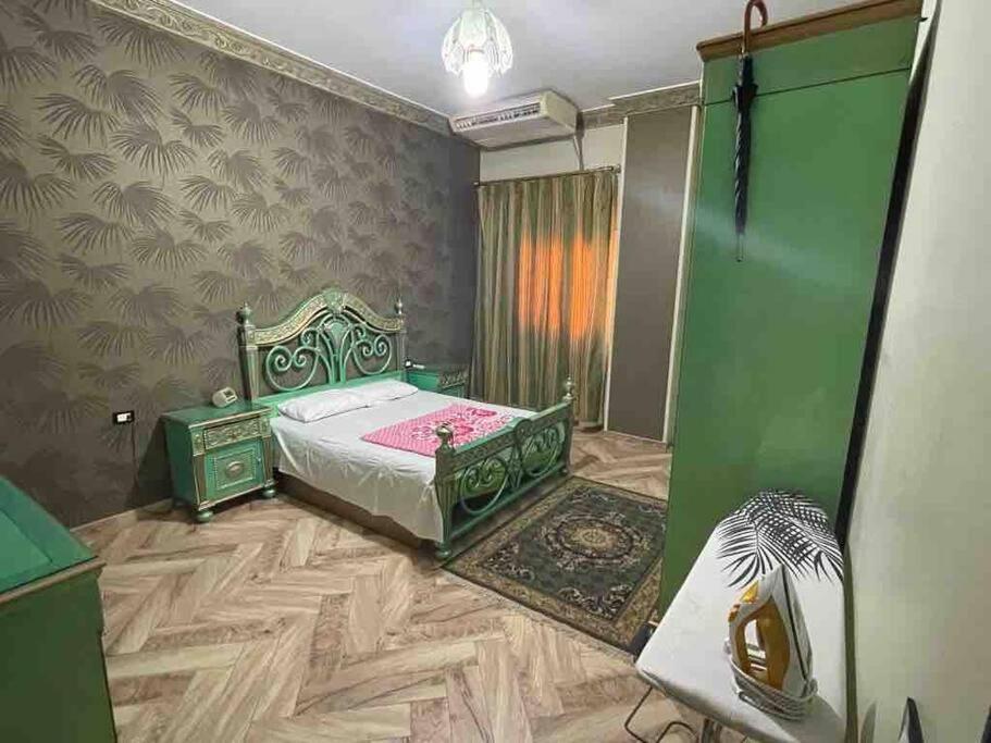 Bright And Vintage 3 Bedroom * Cairo