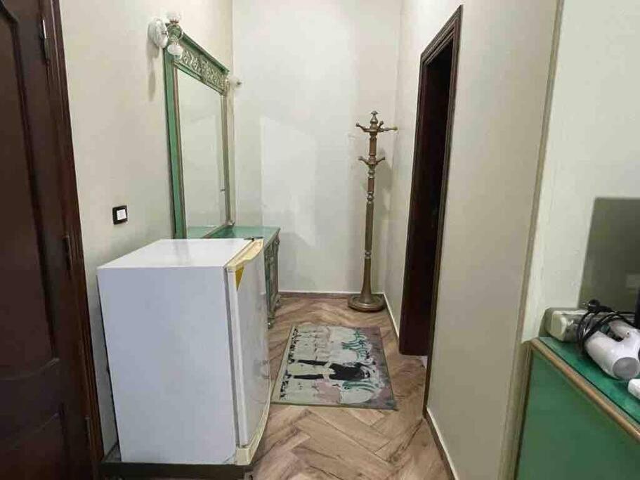 Apartment Bright And Vintage 3 Bedroom Cairo