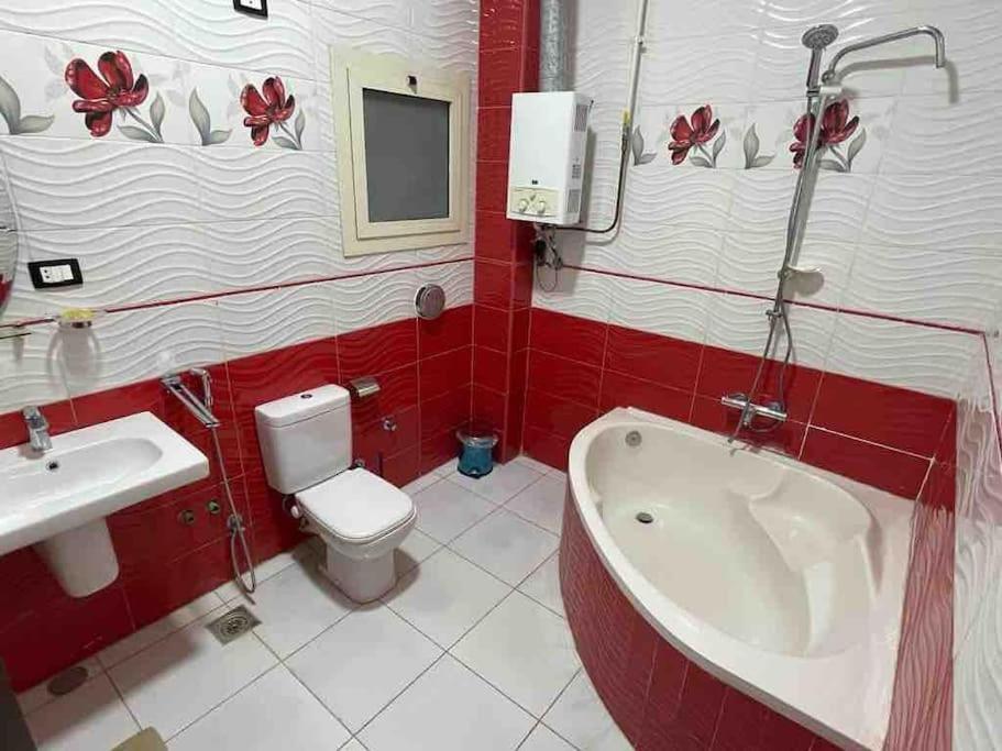 Bright And Vintage 3 Bedroom Apartment Cairo