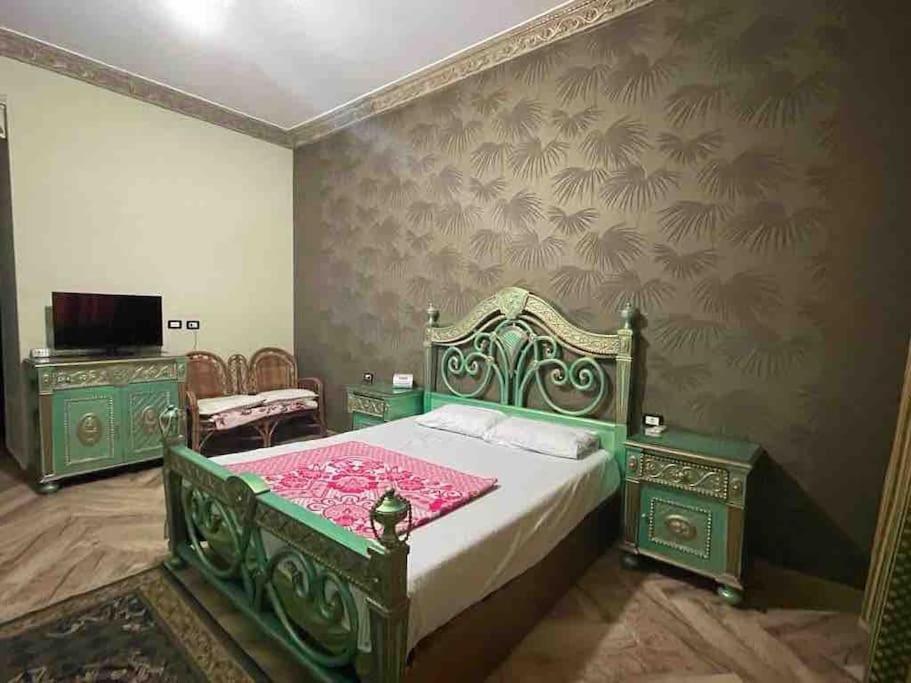 Bright And Vintage 3 Bedroom Cairo